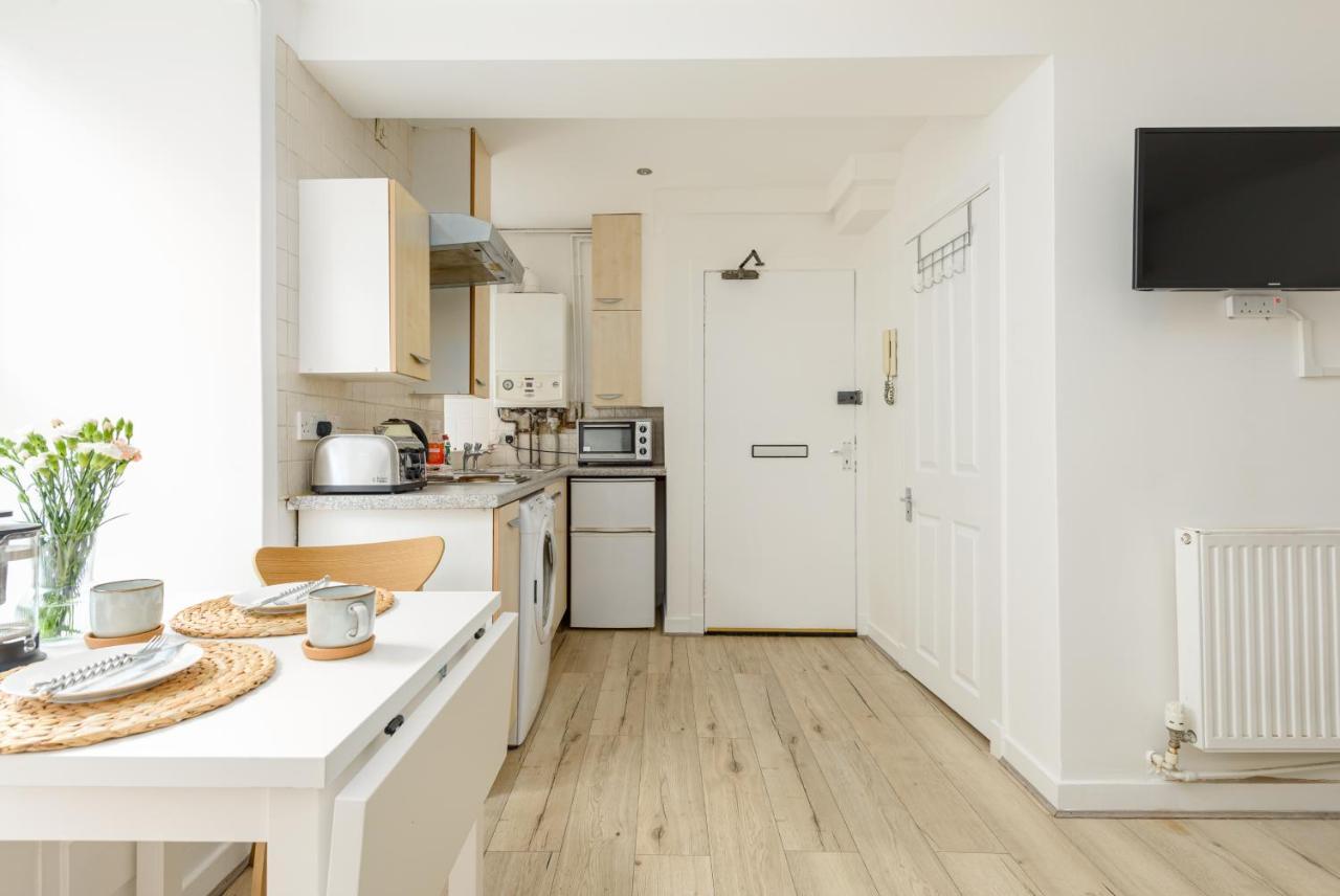 Central Studio Near Usher Hall & Edinburgh Castle מראה חיצוני תמונה